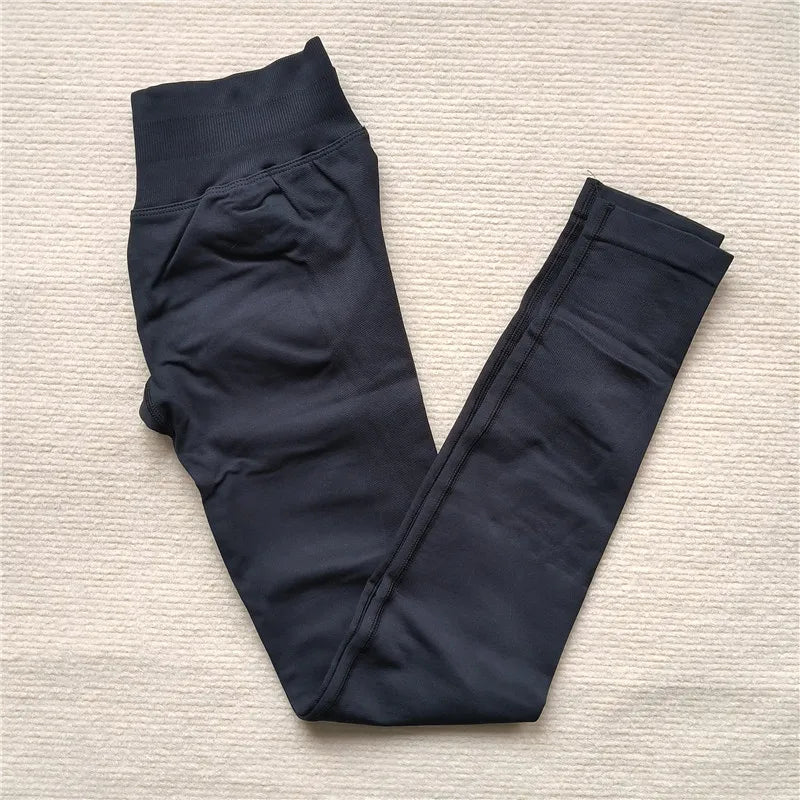 Curvy Comfort Seamless Leggings™