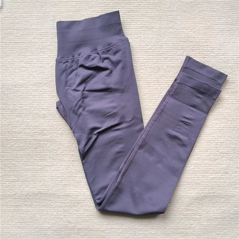 Curvy Comfort Seamless Leggings™